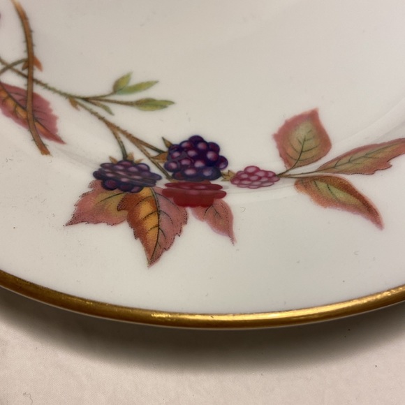 Vintage Royal Worcester Bone China Evesham Gold Bread & Butter Plates (Set of 3) - Picture 7 of 12